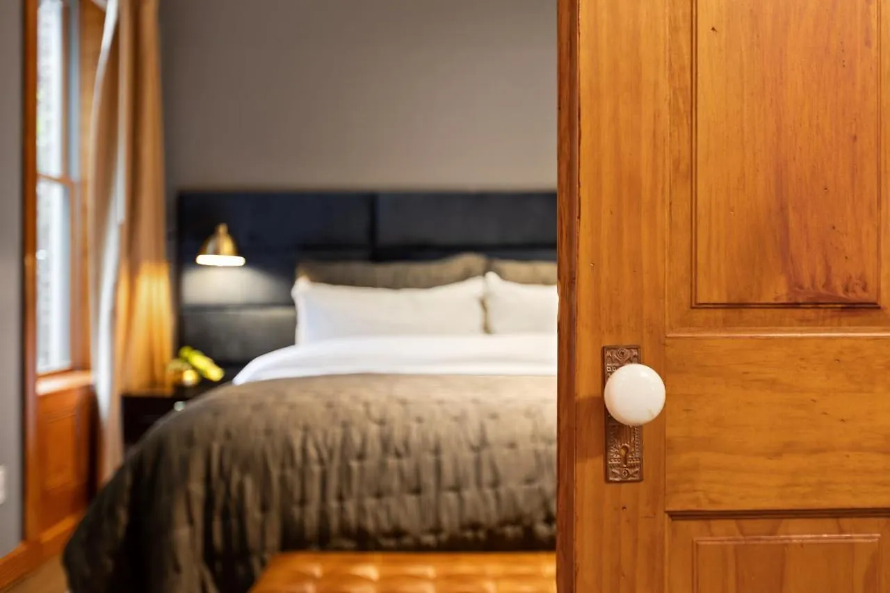 The Historic Blue Moon Hotel - Nyc New York
