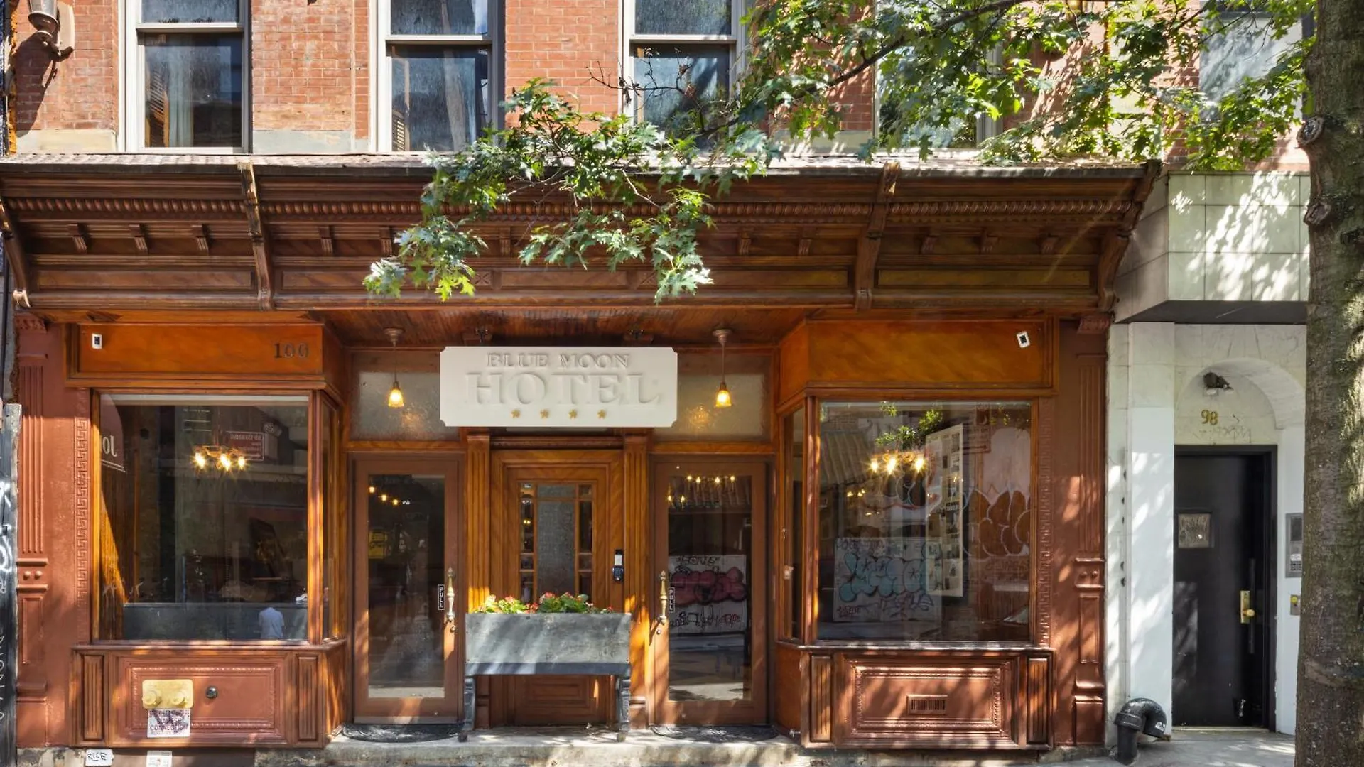 The Historic Blue Moon Hotel - Nyc New York United States